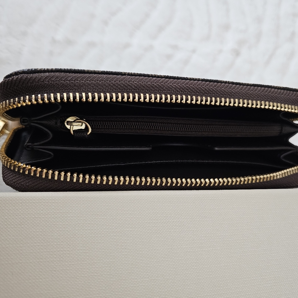 Michael Kors Jet Set Brown Wristlet Zipped Wallet - Picture 3 of 11